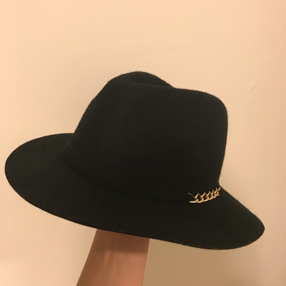 NWT. Wool fedora hat